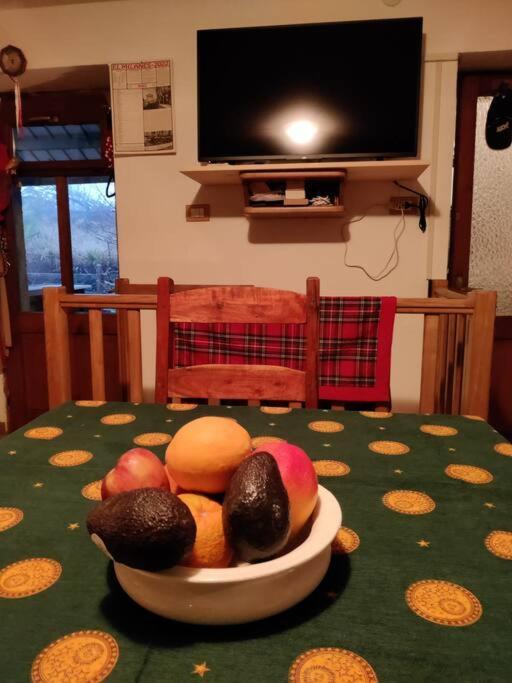 The Golden Eagle - Chalet A Champdepraz Villa Aosta Bagian luar foto